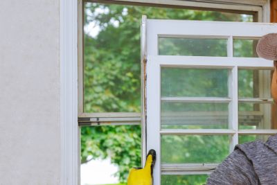 Best Window Installation Contractors in Kaukauna, WI